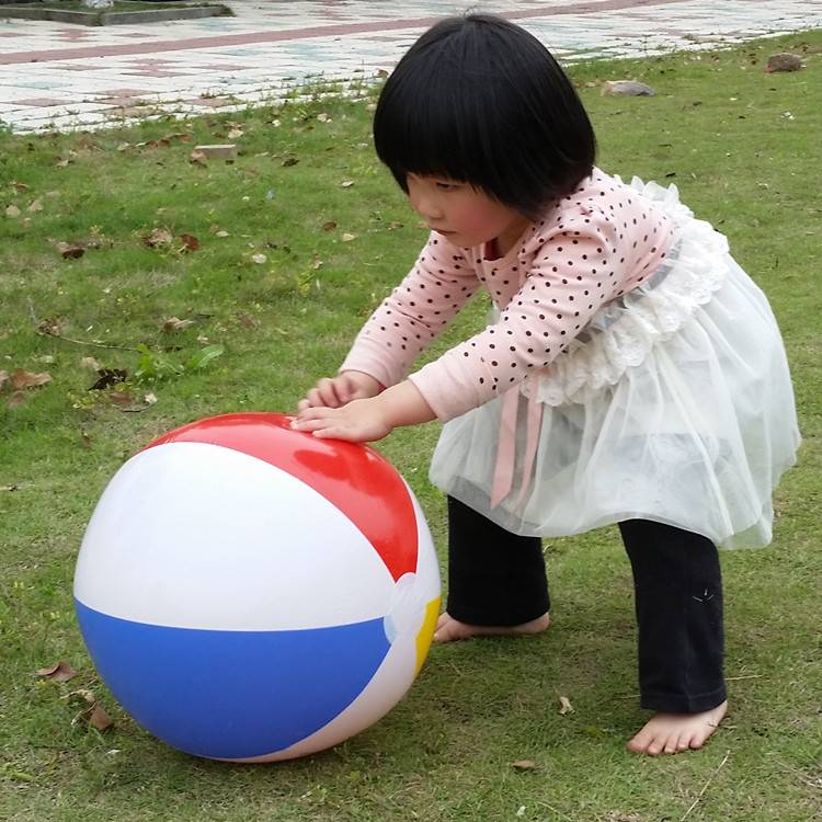 Men and female babies inflatable beach ball adult swimming drama water toy kindergarten children's grass oversized marine ball