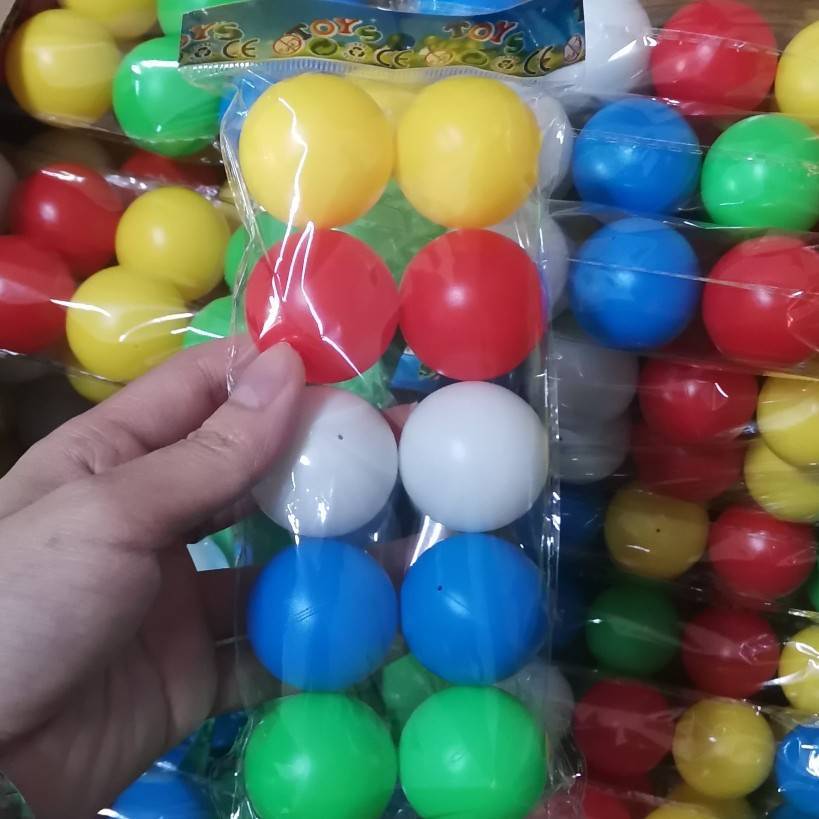 HDPE hollow plastic ball toy plastic small ball hard shell smooth without pattern ball ejection ball throwing the ball