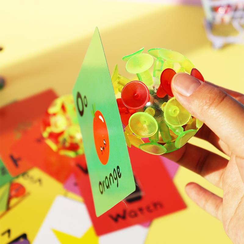 Early education kindergarten children's light -emitting interactive flash card throw ball sticky ball toy English teaching aid sucking ball