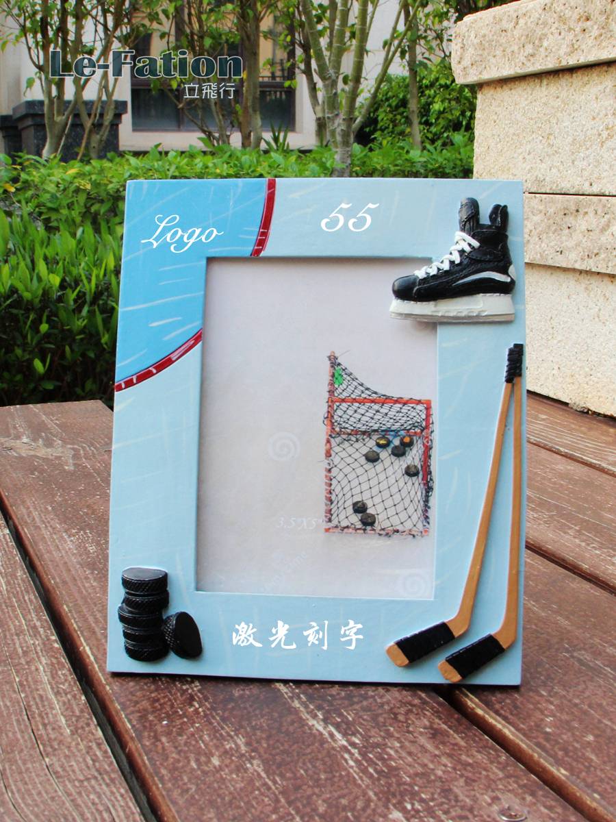 Ice hockey hockey creative three -dimensional relief decorative table display frame club competition commemorative gift birthday gift