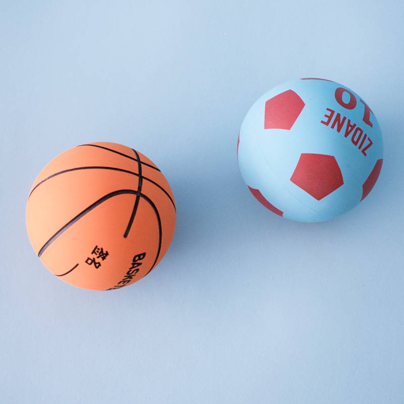 Primary color basketball+blue football