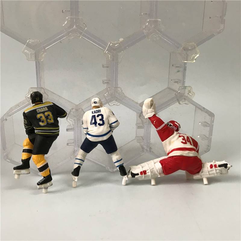 Genuine bulk cargo 22016 Toronto World Cup Ice Hockey NHL Hockey Q Version Doll Battle Flag Model Swing