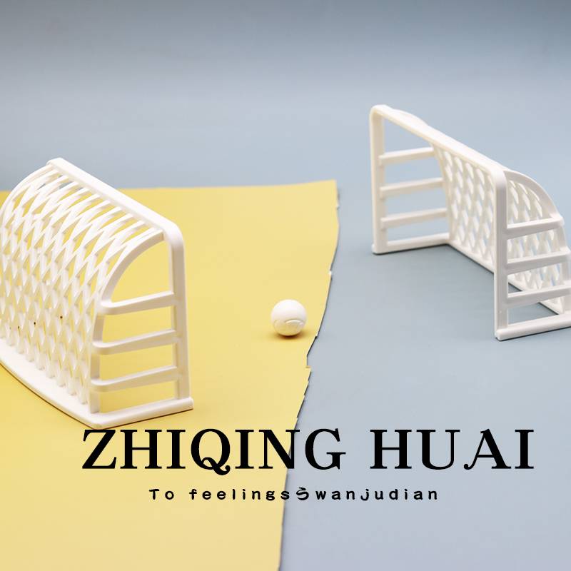 Micro -shrink mini -family toy sports a set of football field basketball table tennis play tennis model ornament accessories