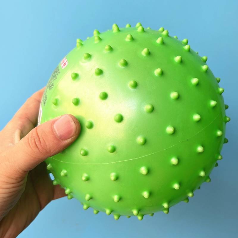 15 cm green massage ball