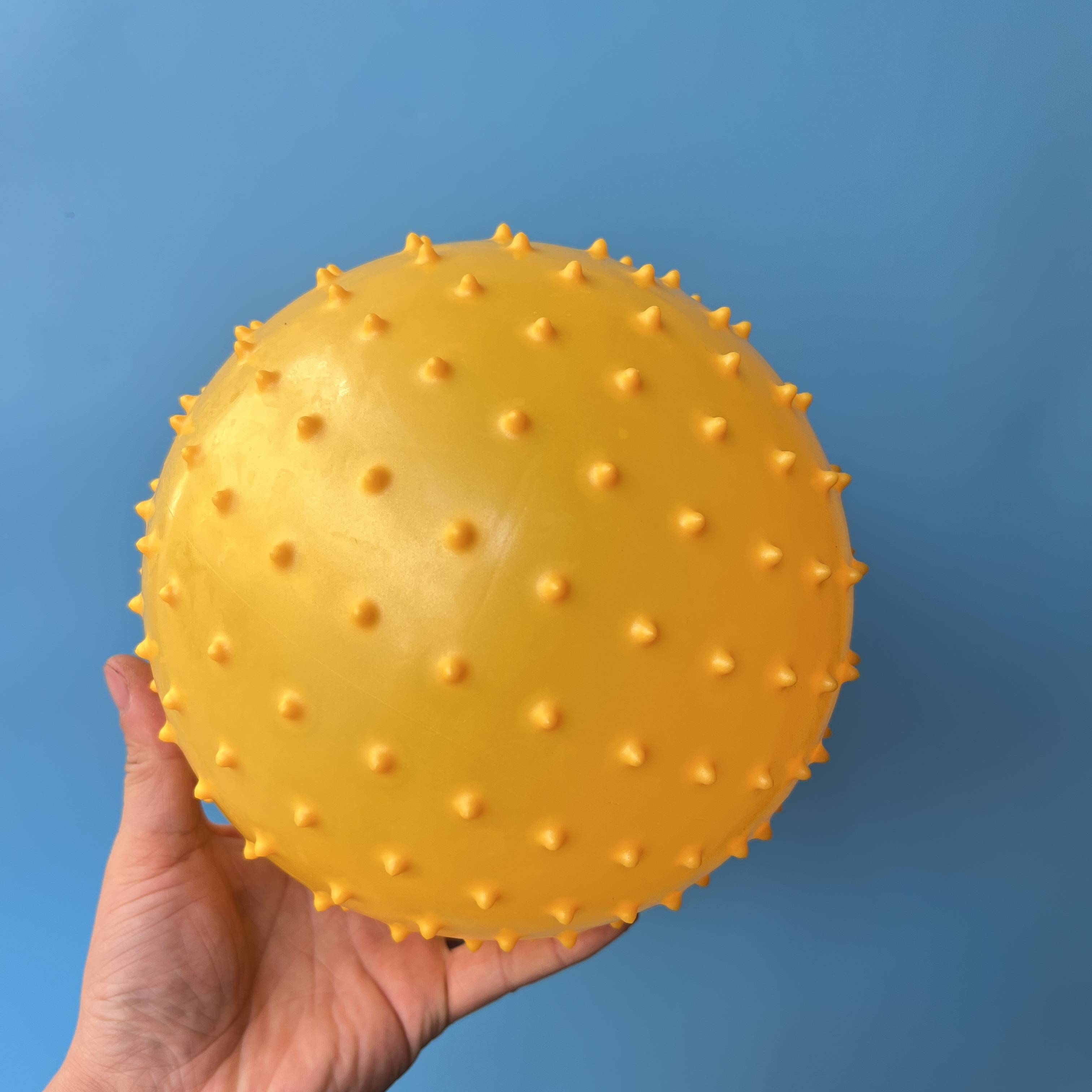 15 cm yellow massage ball