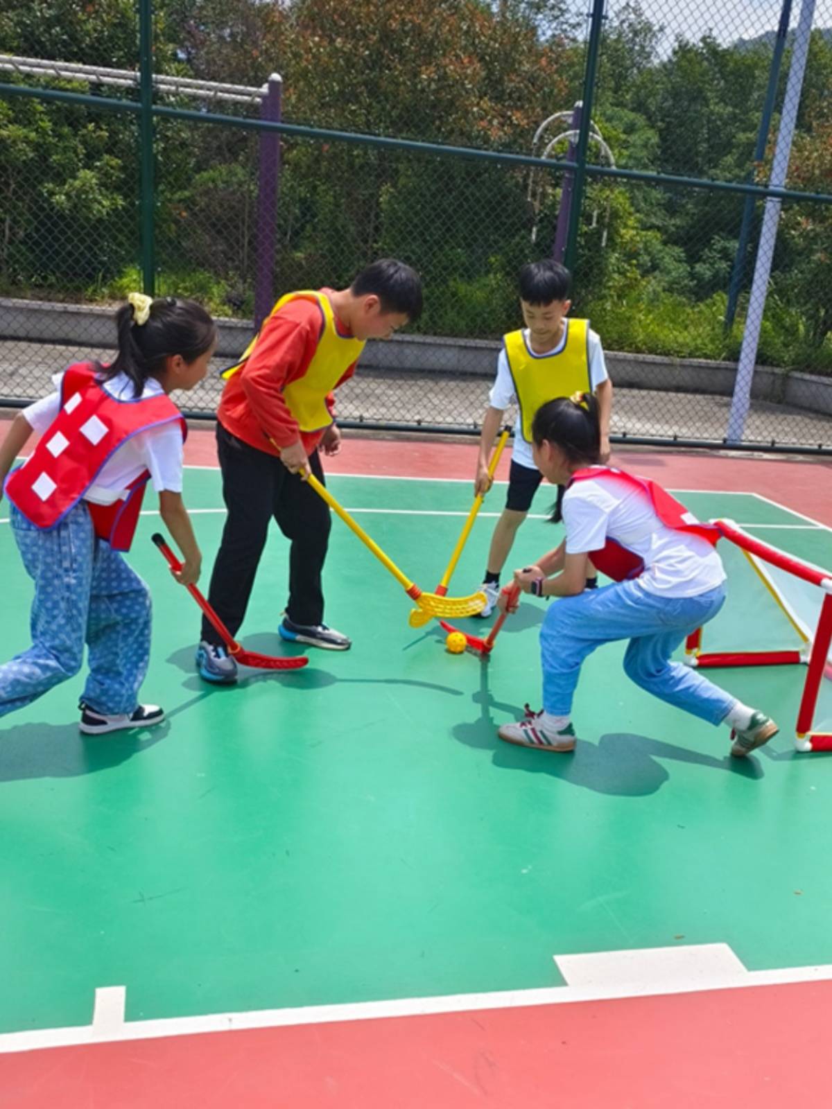 Children's rosewood club set toy kindergarten sports rushing gum room indoor outdoor movement interactive game