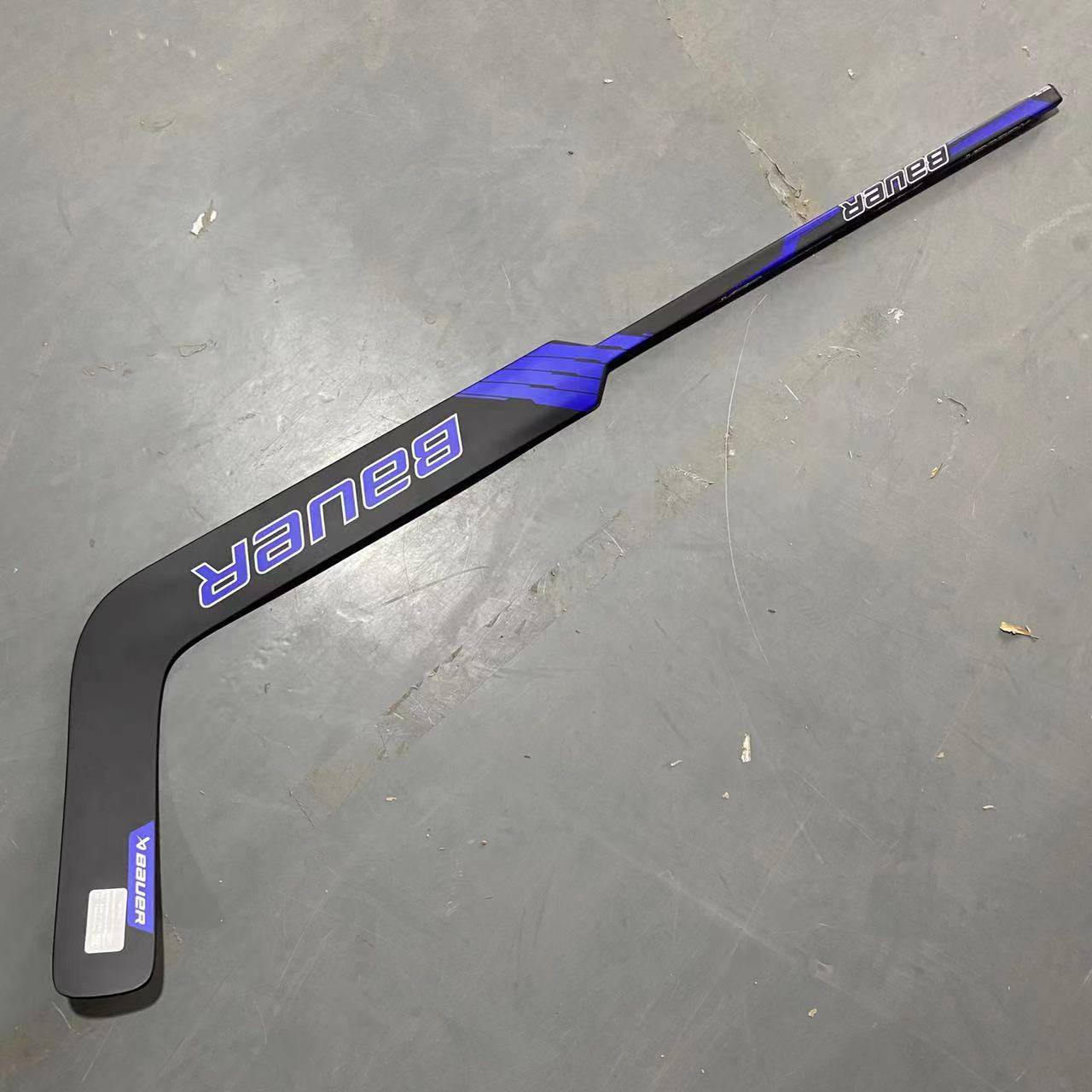 Left -handed pole
