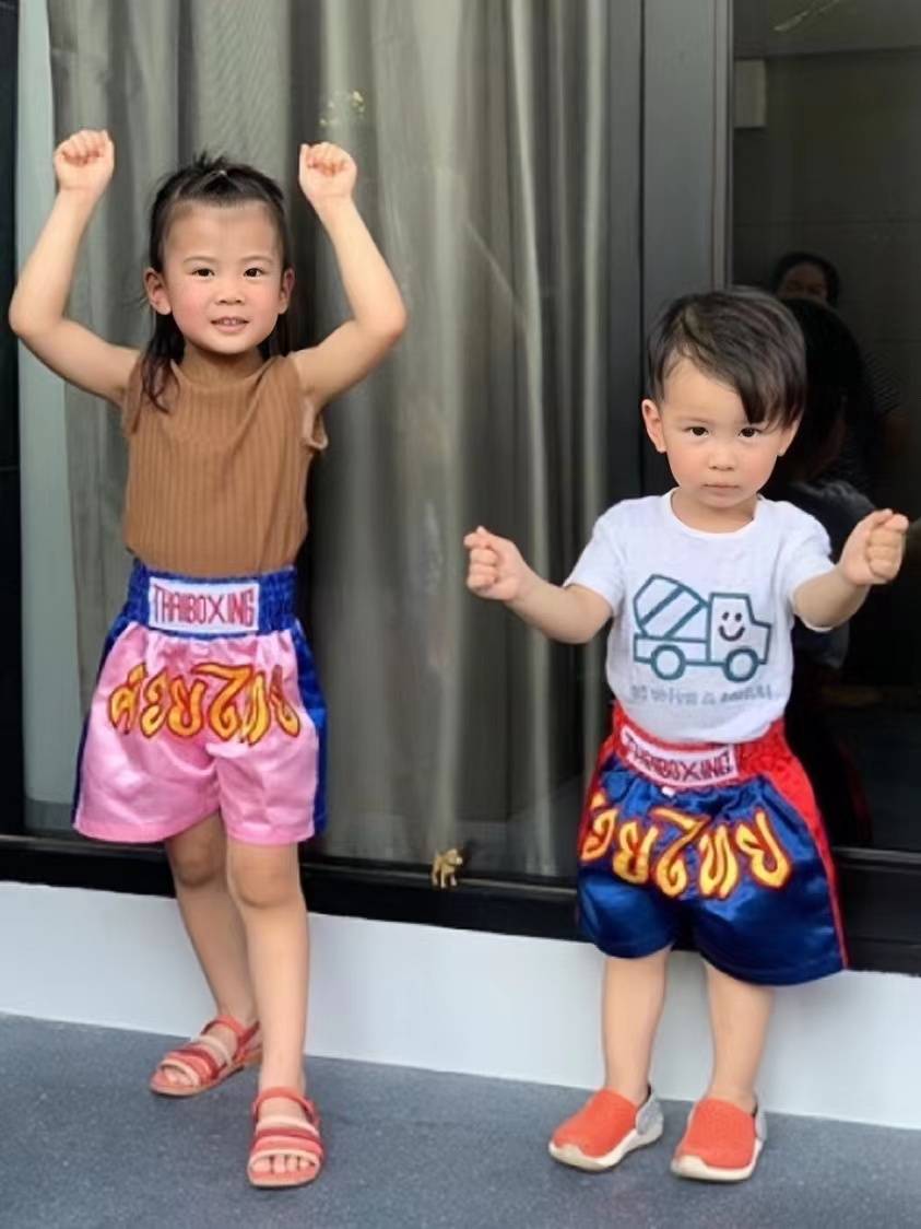 Boxing Hall Explosion Embroidery Children, Muel Thai Thai Short Boxing Freedom Fighting Training Comprehensive Fighting Sandas