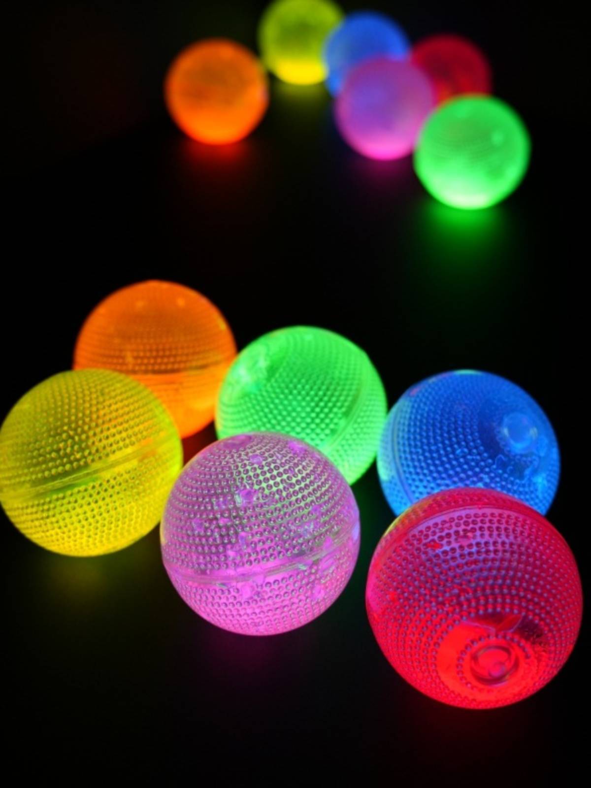 fluorescent liquid luminous-ball birthday party photo milieu set for boys to unpressure the toy ejection ball
