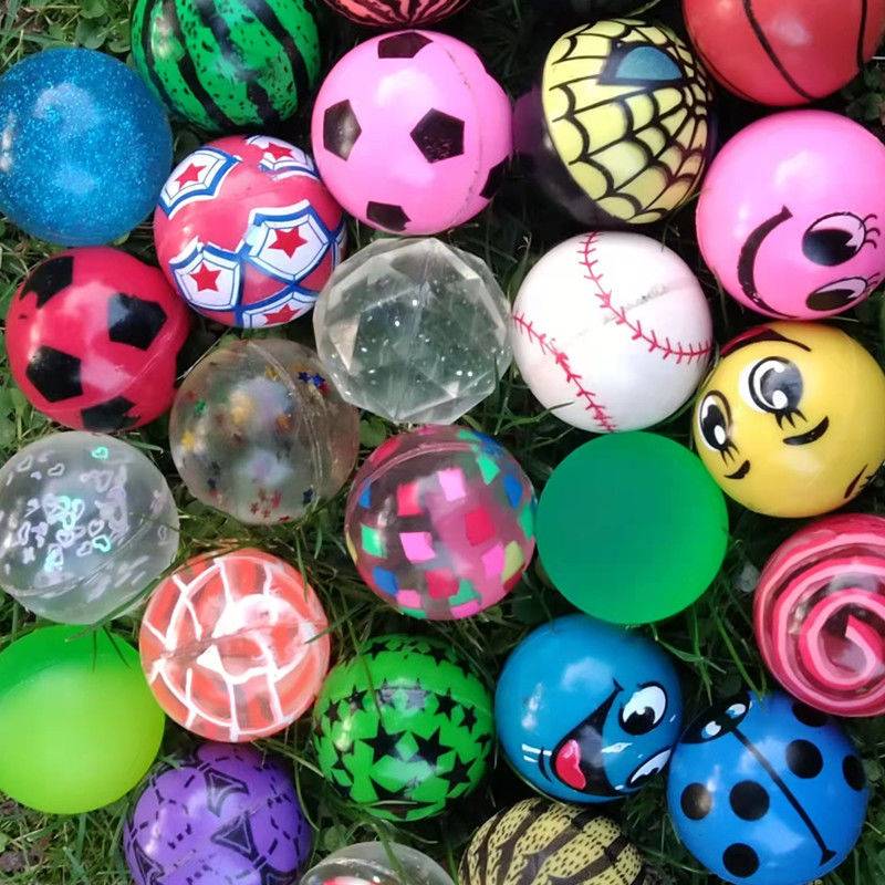 Five elastic balls 45