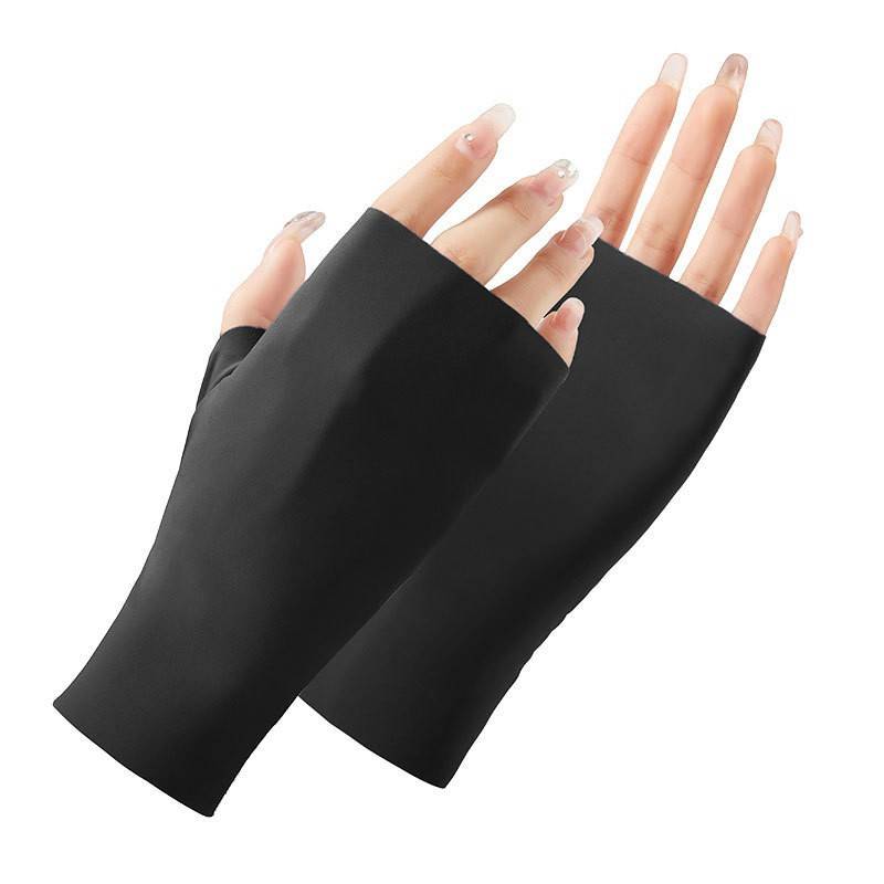 Ice silk finger half finger black