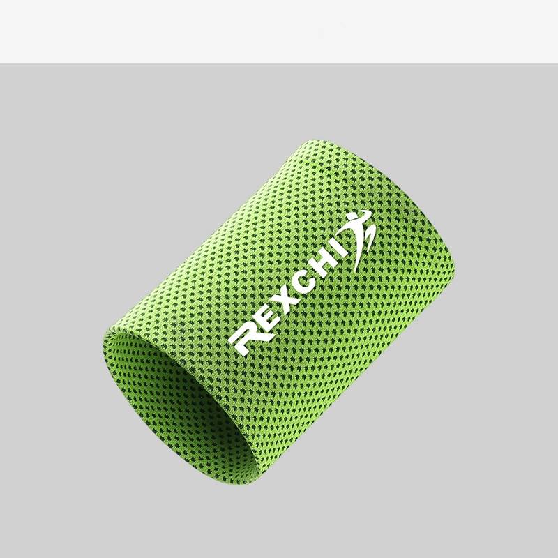 Wipe sweat and wrist career running basketball, sweat, sweat, heat dissipation, cold sensation ice, summer wrist scarf Marathon sports protective gear