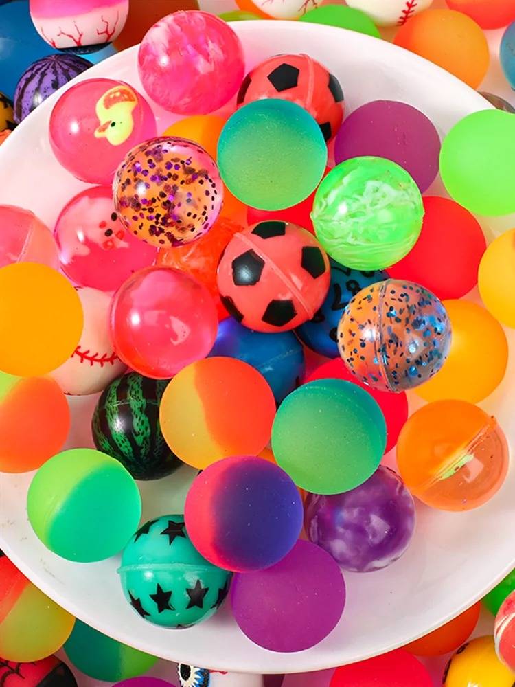 Plastic ball children's toy jumper jumper Gacha machine played Dragon Ball ball boy puzzle small gift rubber luminous