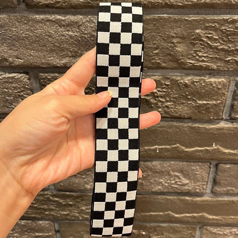 Black and white grid