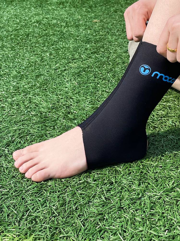 Mi -high -thin men's and female sports boxing ankle -like skate -like ice shoe short track speed skate adult ankle anti -grinding cover