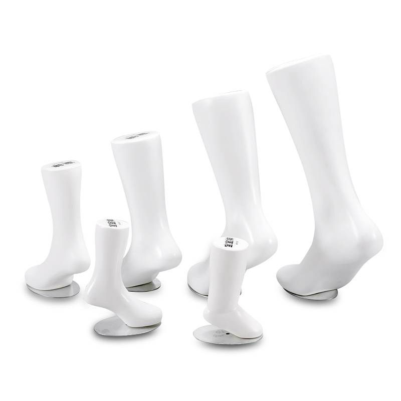 Men, girls, and children, seamless magnet foot sock socks, moving model models with magnetic foot mold shoe mold mold leg mold