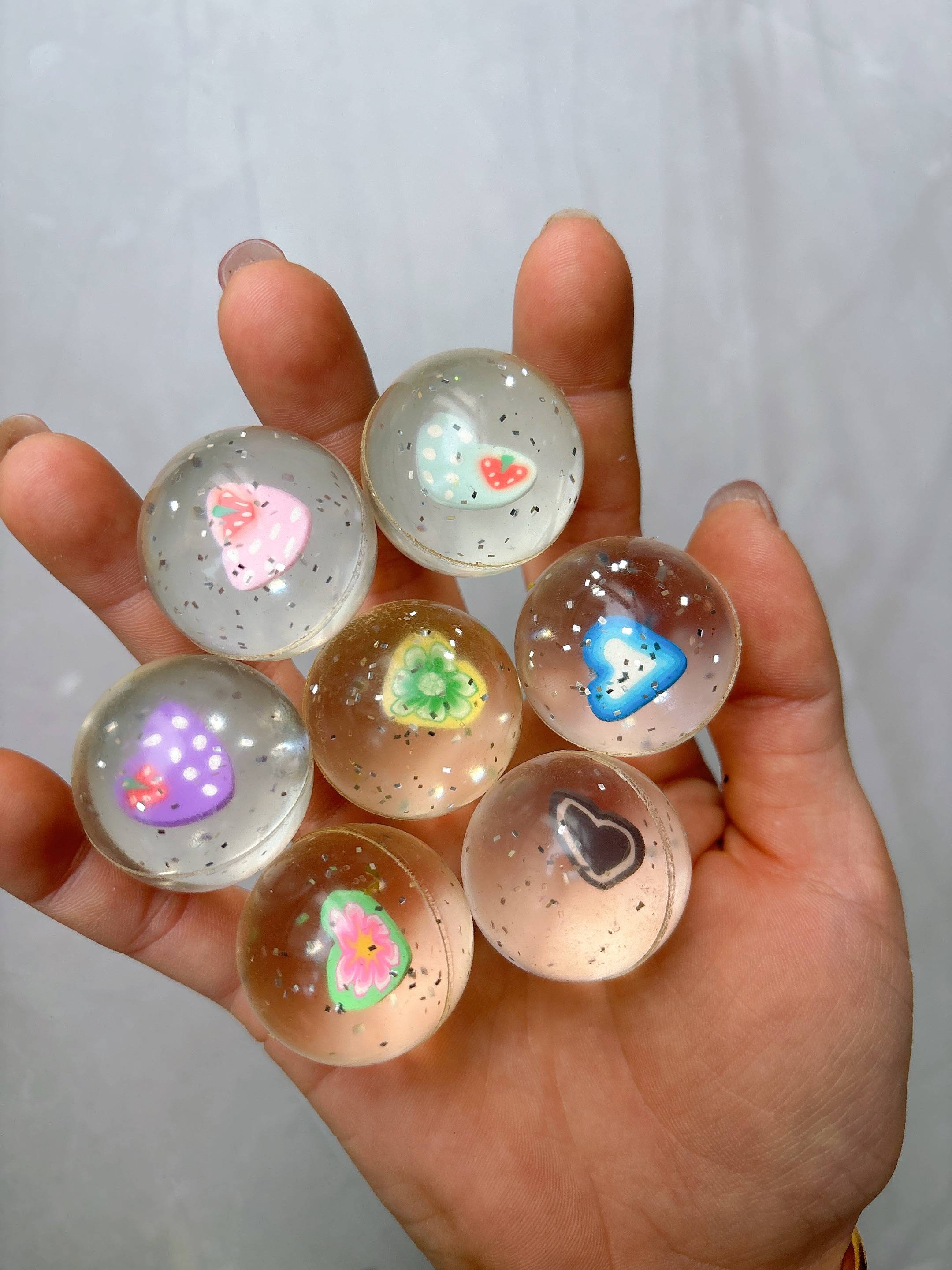 No. 32 Transparent Love Ball 10 (diameter 3㎝)