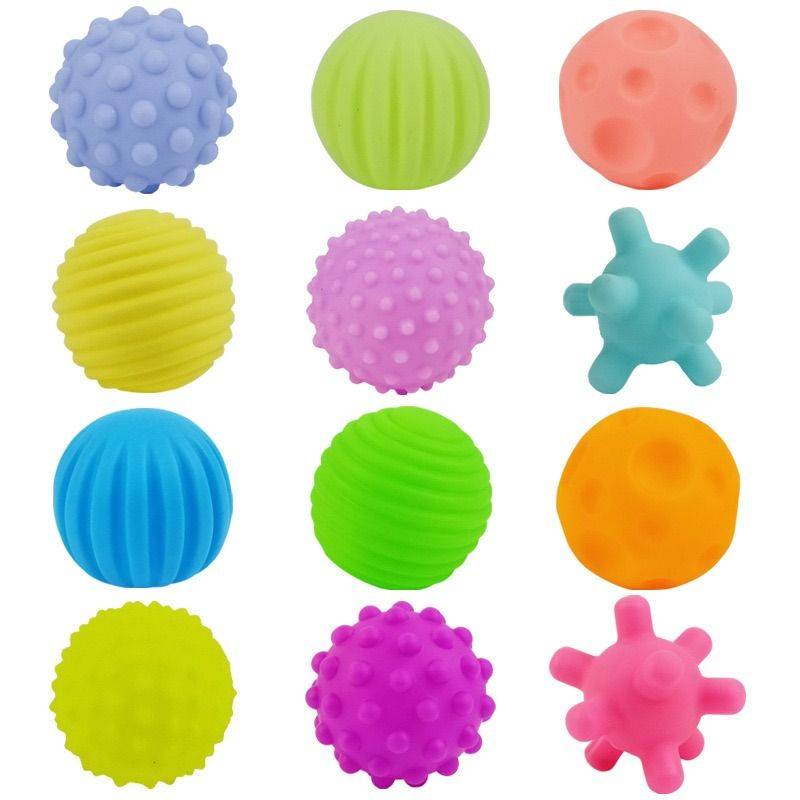 Baby caressing the ball perceive the training massage hand grab the ball touch the touch of the ball toy, the child can grab the ball