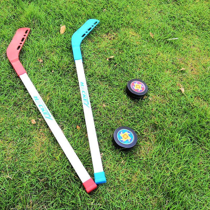 The primary school for children in the kindergarten for the procurement of dry-dry hockey poles was introduced by a hockey pole training course