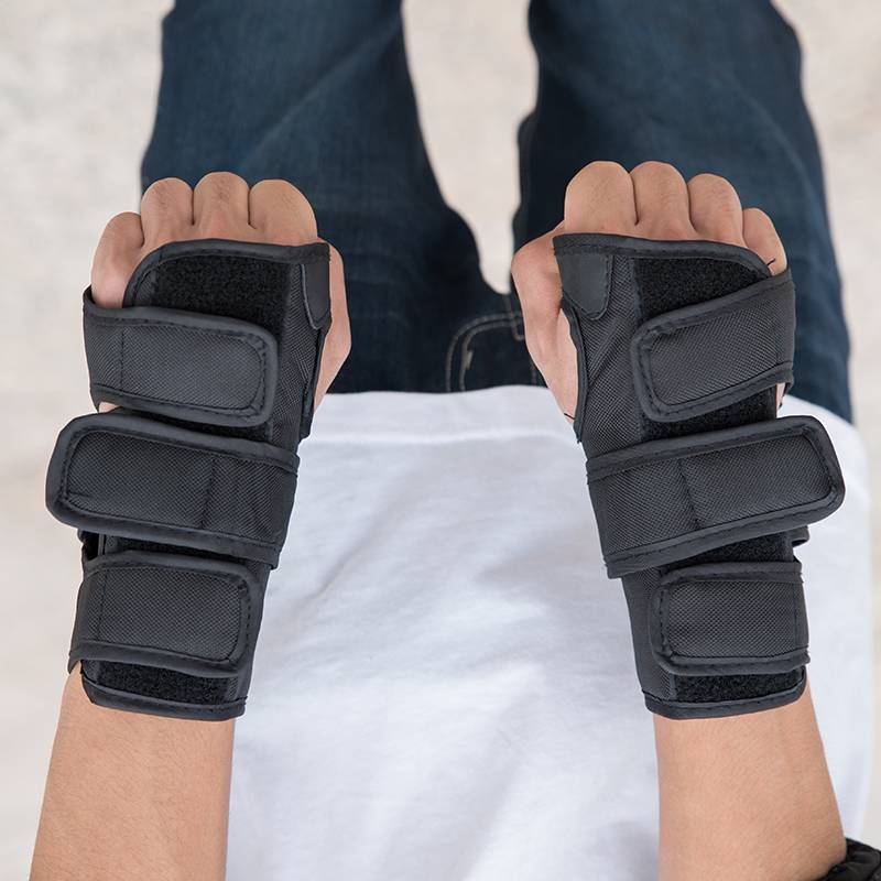 Adult Children's Skateronia Preserves Wheel Palm Protective Wiring Wiring Single Board Flip Skating Ski Ski Elbow Kneeling