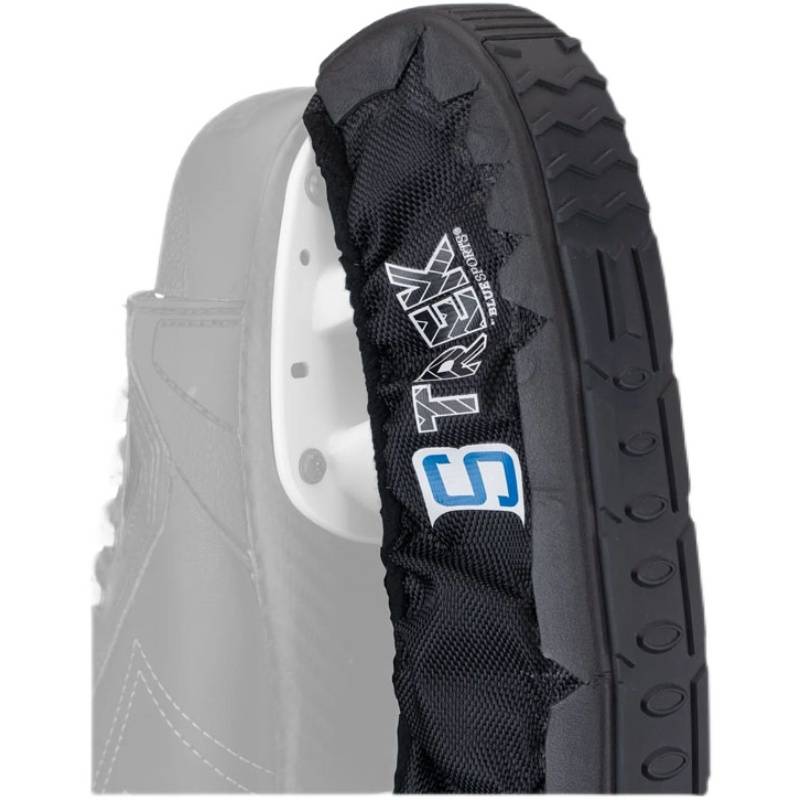 THE IMPORT OF BLUESPORTS, A YOUNG ADULT ICE-CREAM AND SHOE KIT, ALLOWS FOR THE WALK-IN OF SKATE-RESISTANT SLICING