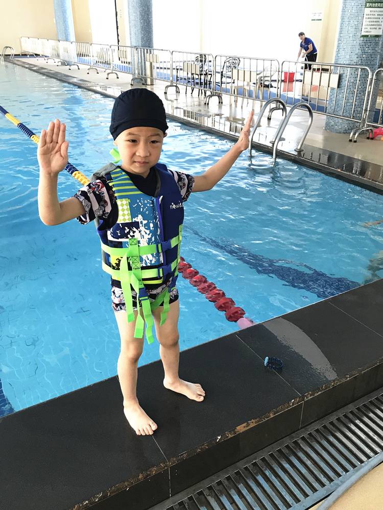 Newao Children's Lives Life Jewelry Professional buoyant clothing male and female female girls buoyant snorkeling swimming swimming warm drift vest