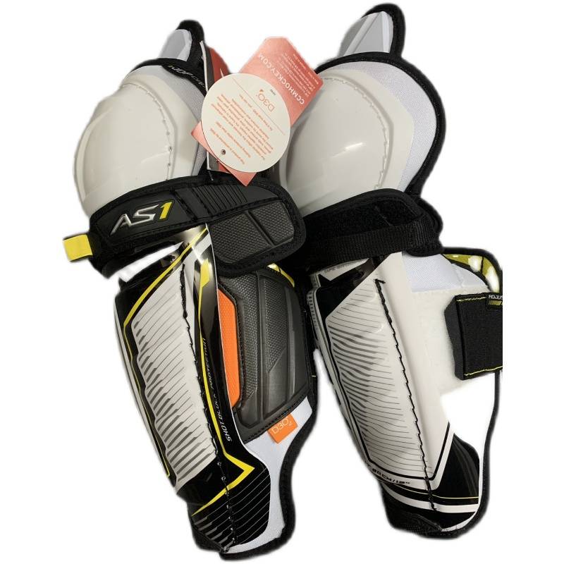 Canadian CCM AS1 adult tibial legs and legs 14 15 16 17 inches.Genuine guarantee leave for one loss of ten