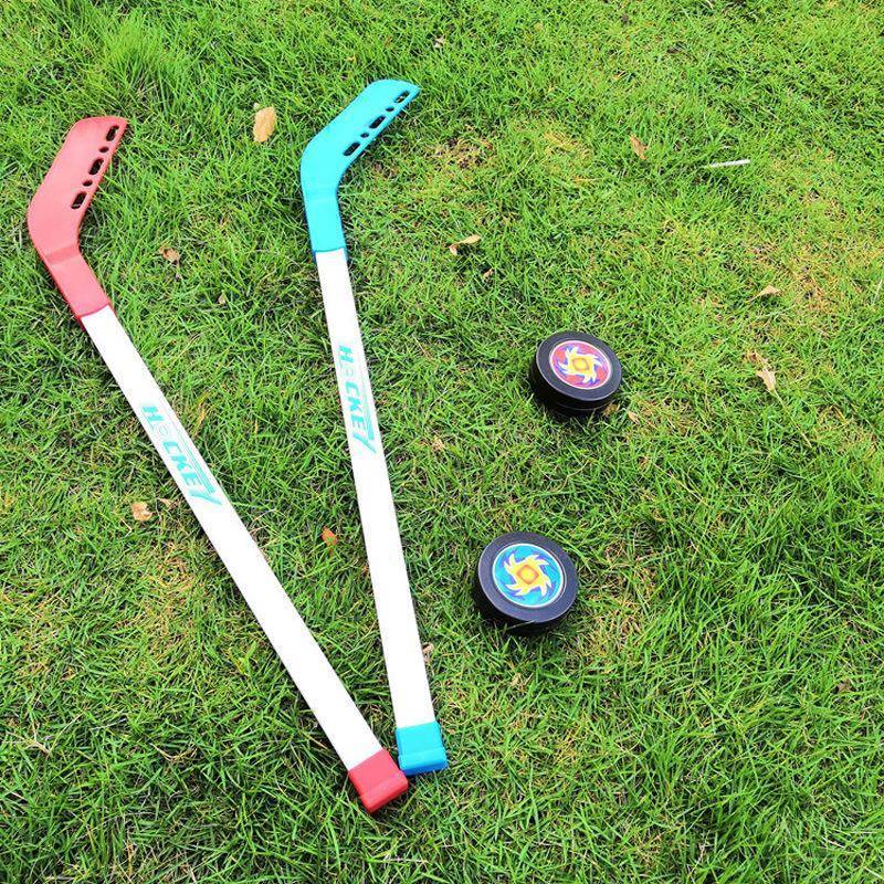 The primary school for children in the kindergarten for the procurement of dry-dry hockey poles was introduced by a hockey pole training course