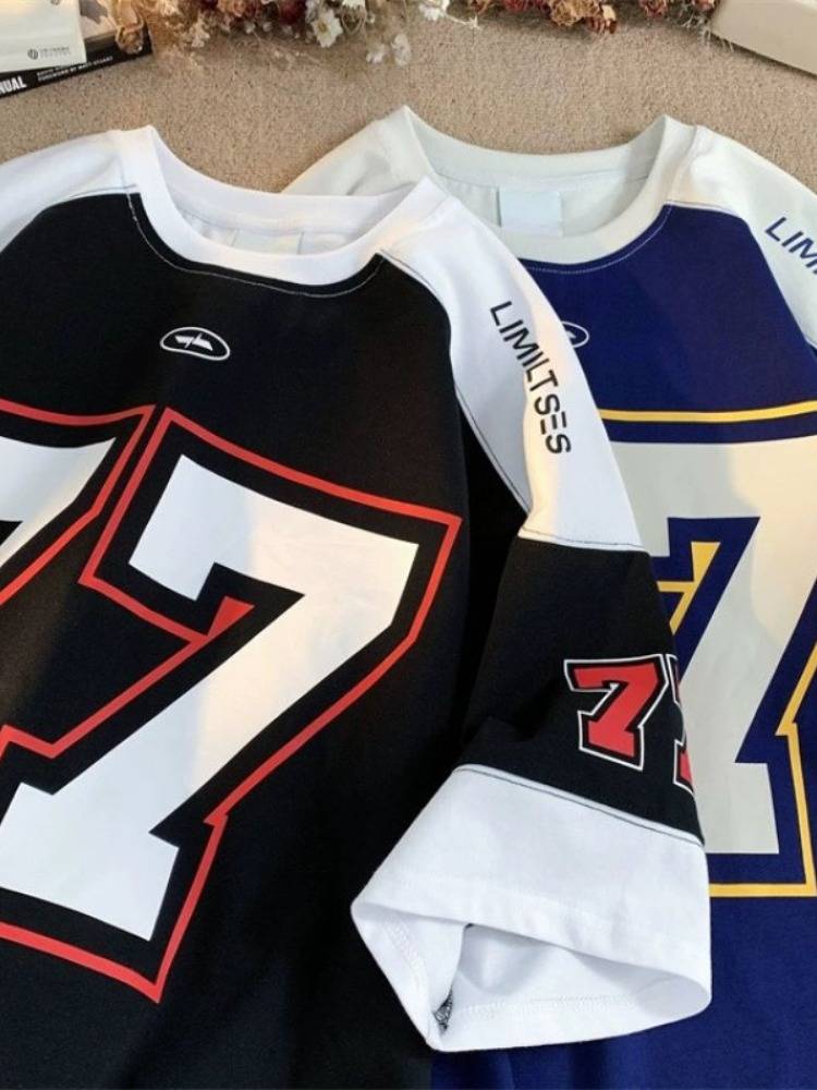 300g of blue shoulder, short sleeves and t-shirts for a man with a high-quality ice hockey suit for an american retrospect