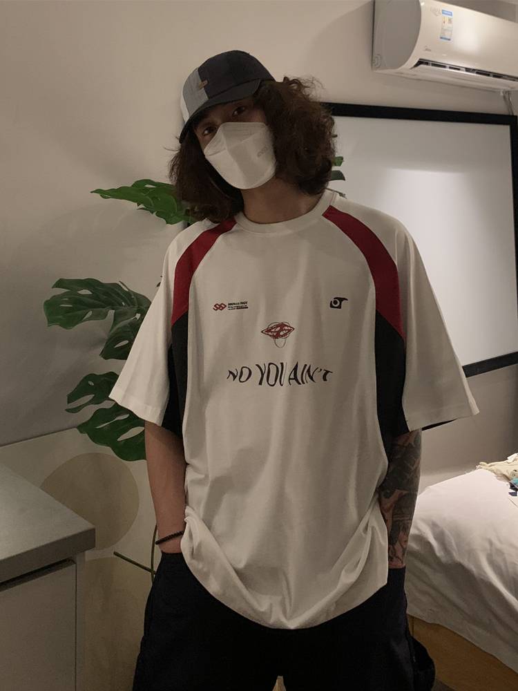 UpDaywang Paris Sports Stitching Trends Collect Colle Realty Short -sleeved T -shirt American Retro Couple Ice Hockey Unit