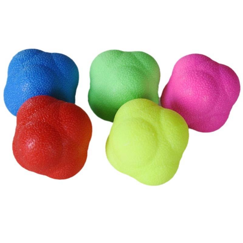 Hexagonal ball reaction ball agile ball training device changes to the ball to reactive children's professional badminton table tennis