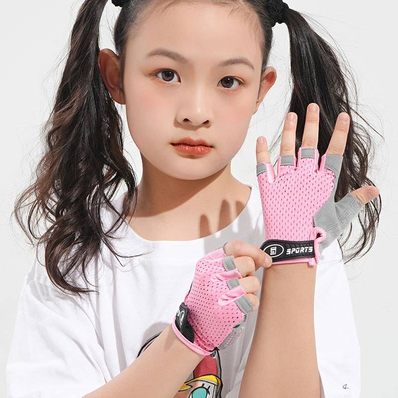 Children Children's Sports Gloves Breathable Anti -Slip Section refers to male and female children riding anti -slip balanced car one -leasing wheel slip