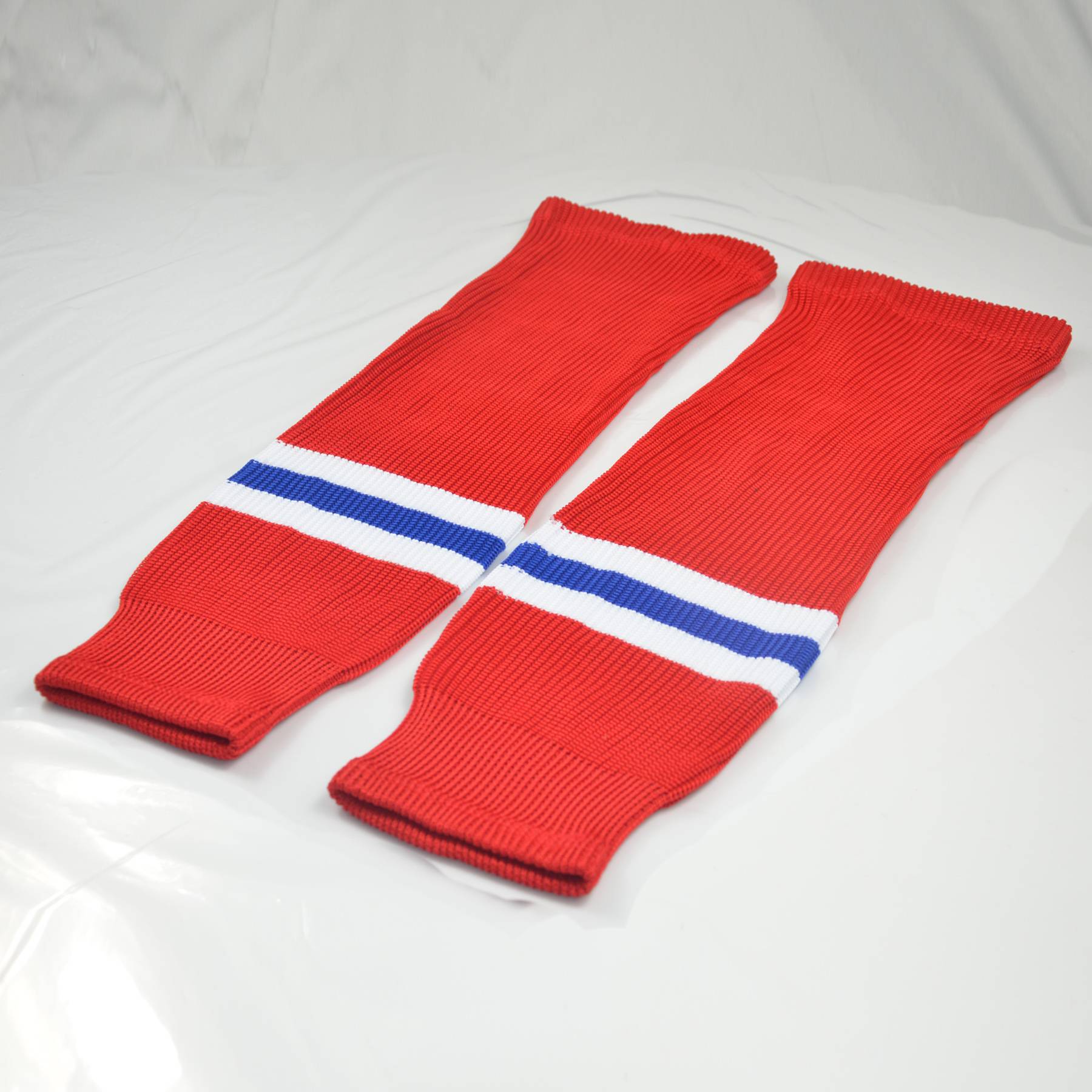 20 -inch red and white blue