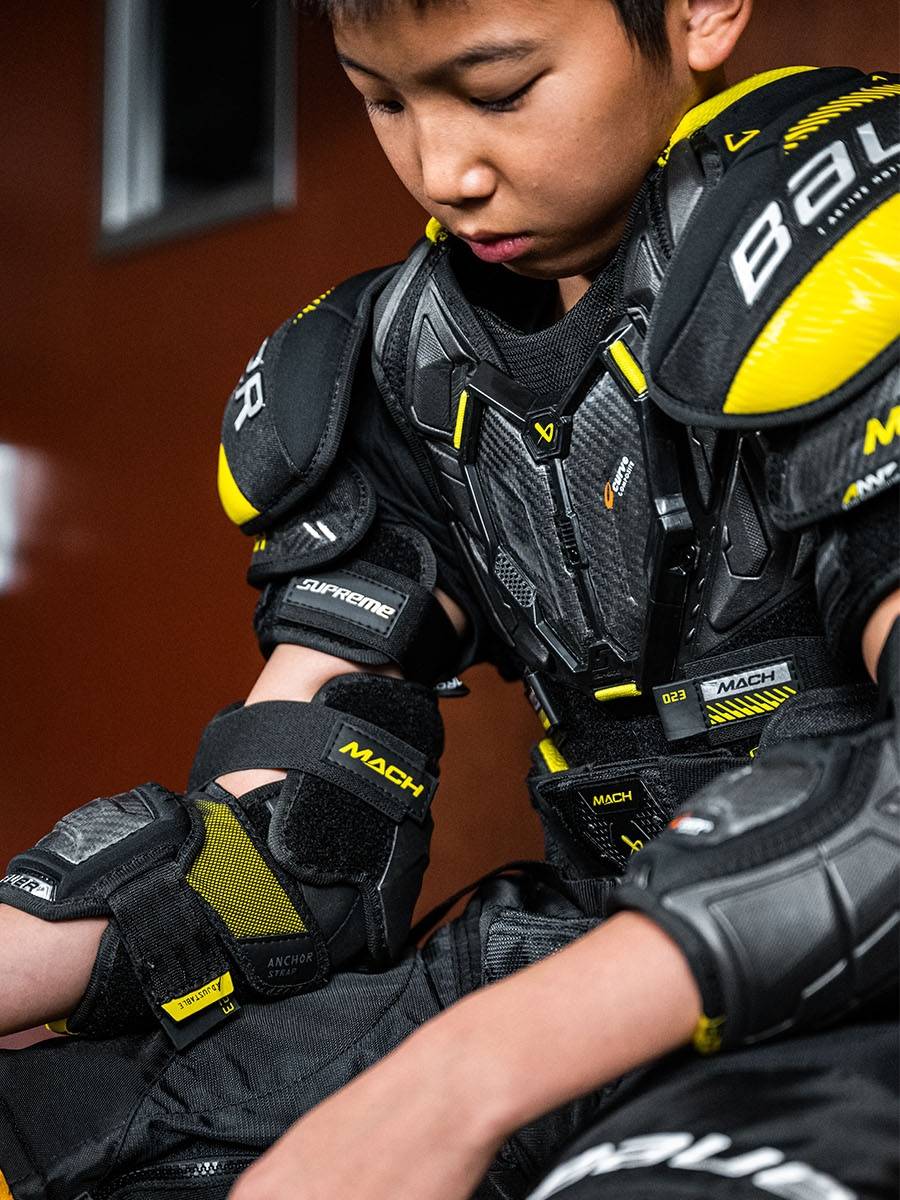 23 years of new bauer Mach ice hockey protective youth adult competition set Ball protects the chest and elbow