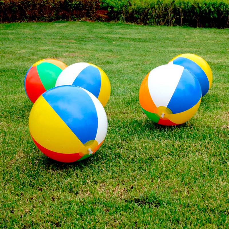 [2] Inflatable, shooting the water ball