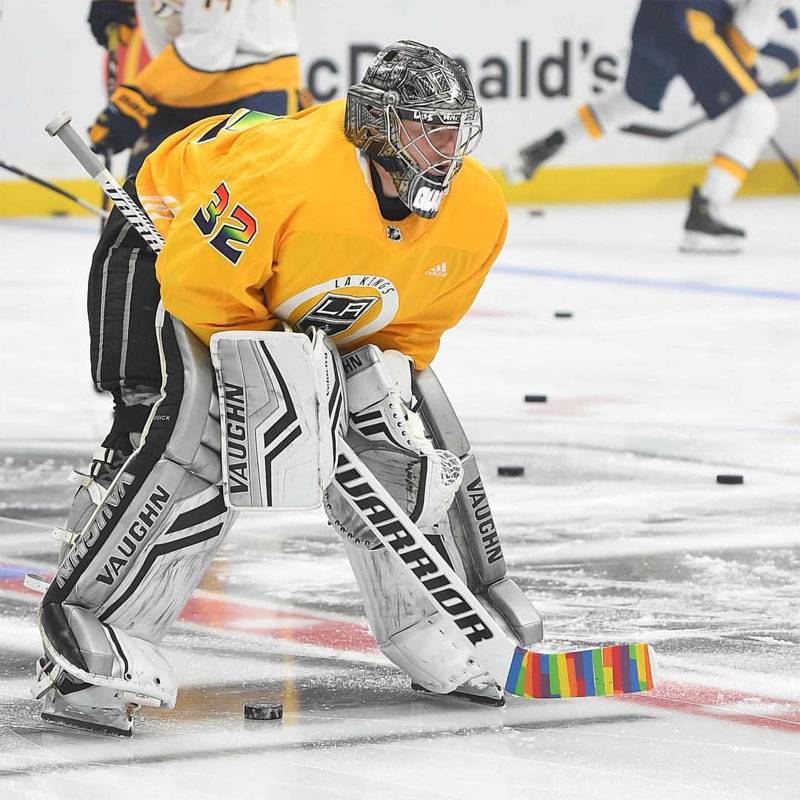 Rainbow Platform imported Pridetape ice and petal clotter head tape -hockey tape ribbon ribbon rubbing head tape
