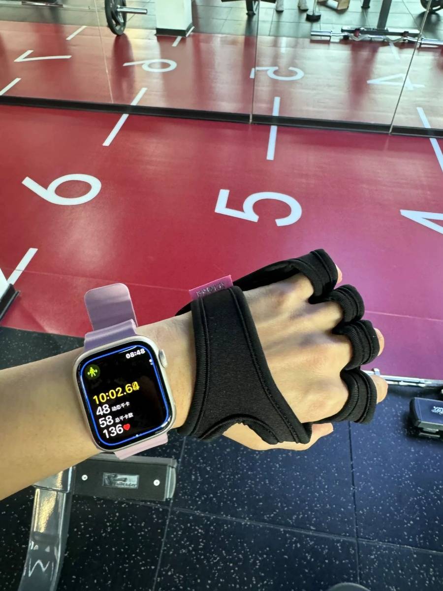 Lule non -slip and breathable iron single -bar training equipment yoga fitness exercise hand palm men's half -finger gloves