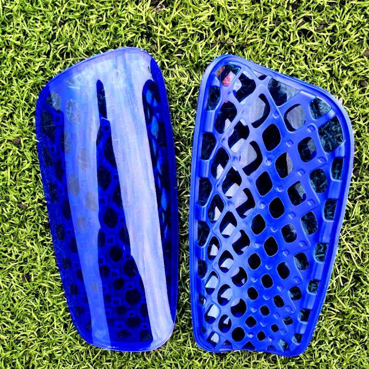Soccer stockings for adults and children trained to protect men and women from air and air