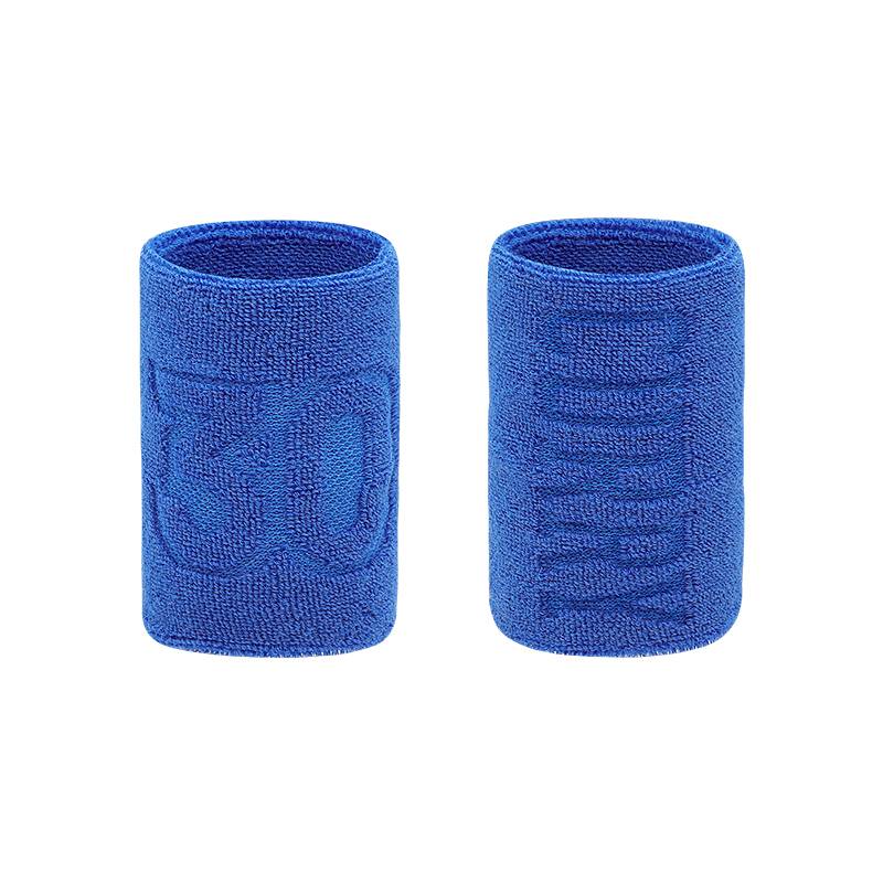 Tow in a towels, sweat -absorbing sports men and women basketball tennis badminton instrument