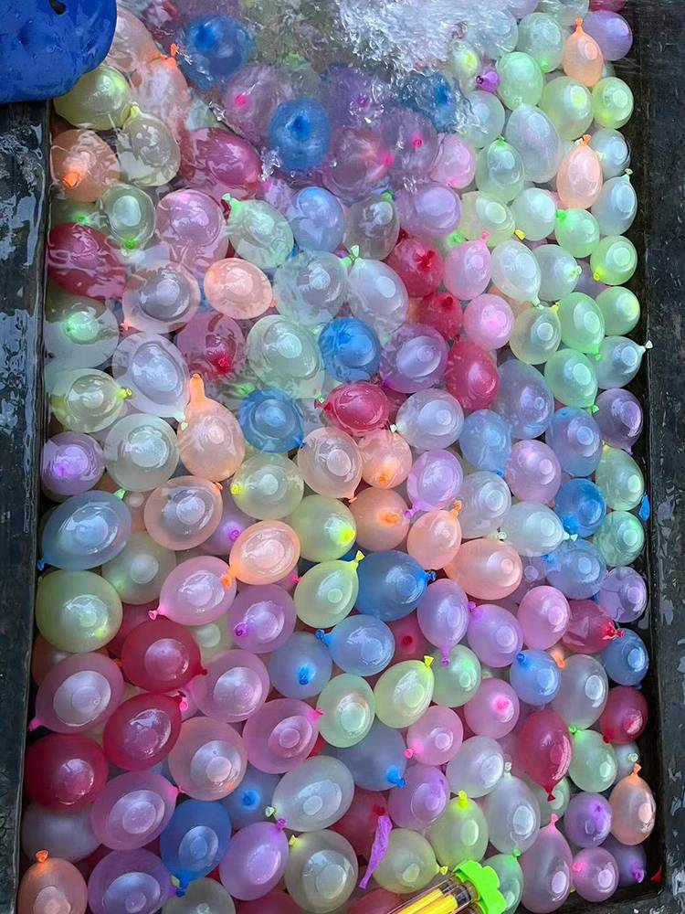 Water balloon water fighting, automatic knotting children's parent -child gaming, water injection, water, toys water ball inflatable aluminum film