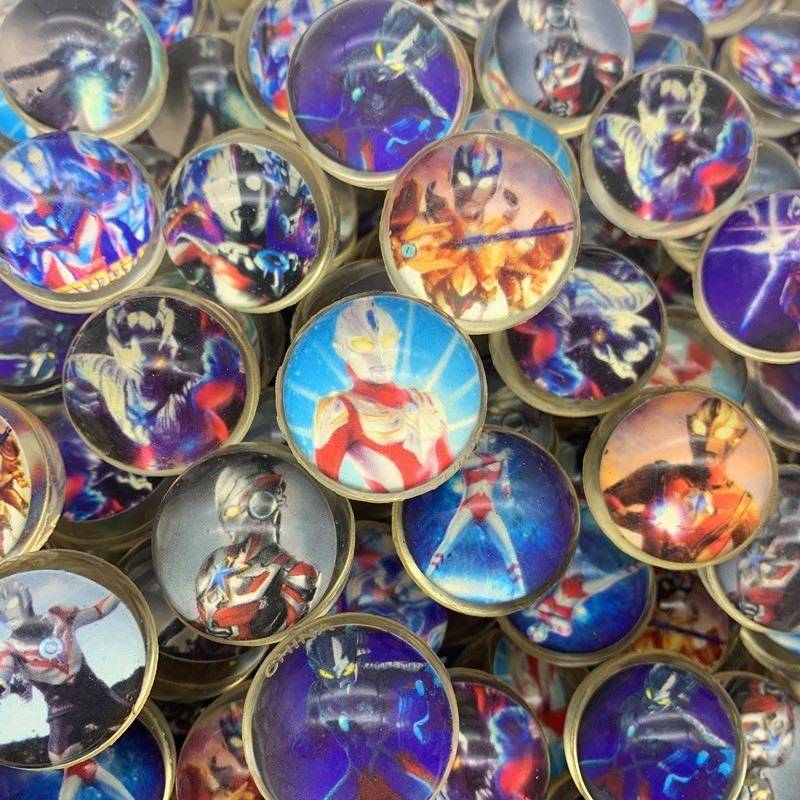 No. 32 Ultraman Paper Card Ball [30 Installation] Random delivery