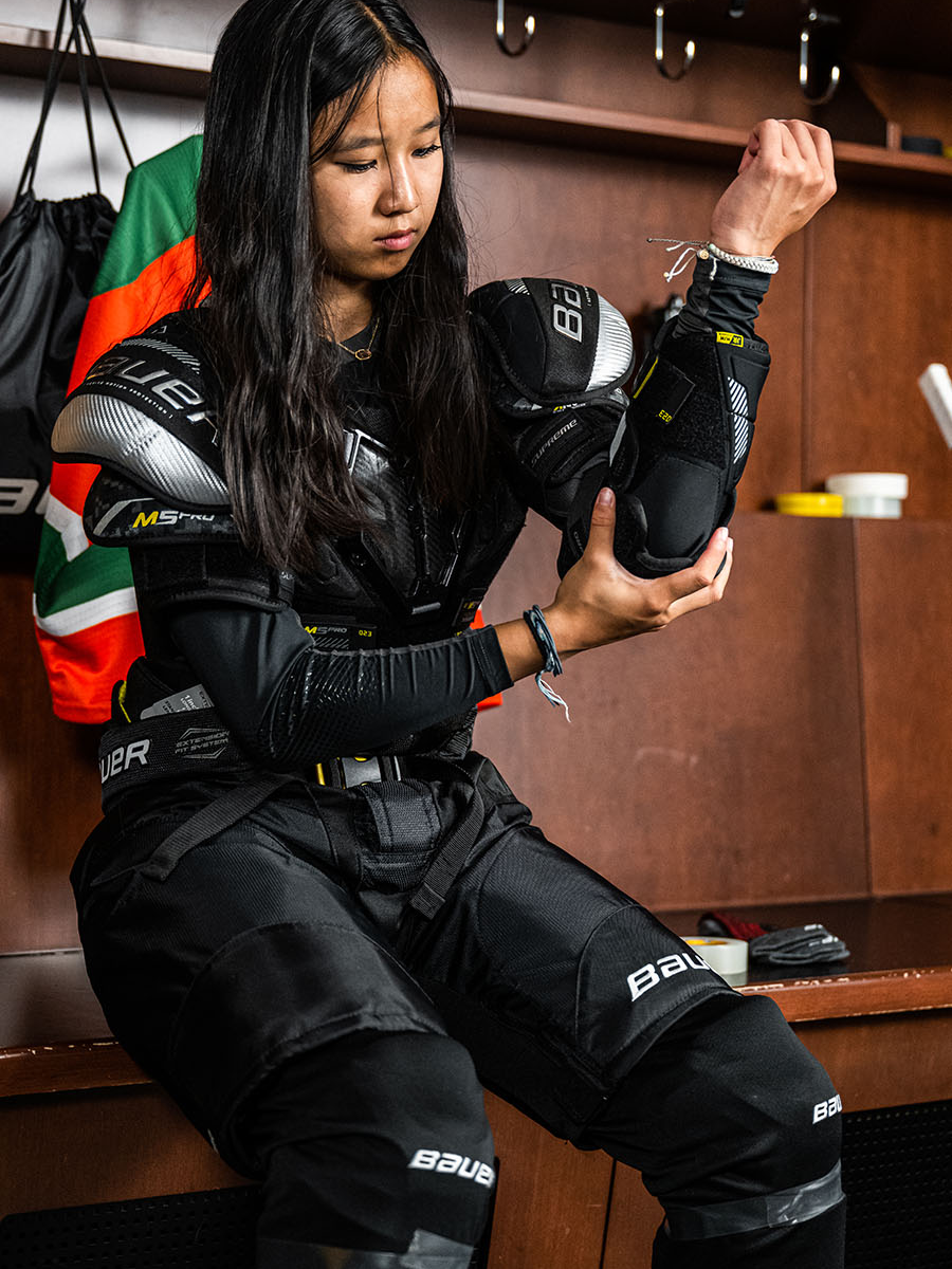 23 years of new BAUER M5 Pro ice hockey protective Ball high -end young people to protect chest and elbow and elbow