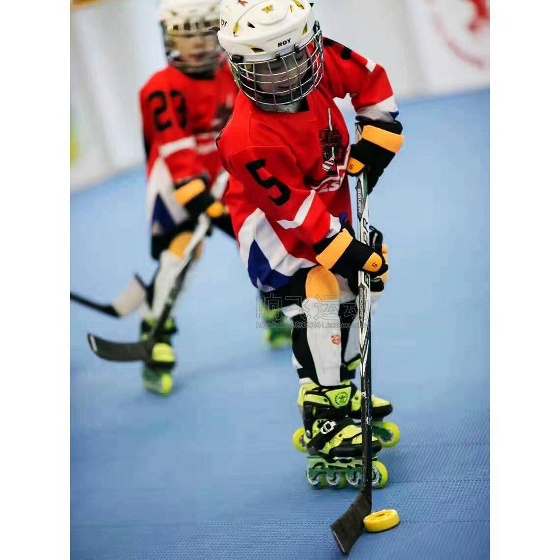 Taiwan Made Yiyi Children Hockey True Ice Land Relief Ice Hockey Hockey Washing Roller Skating Club