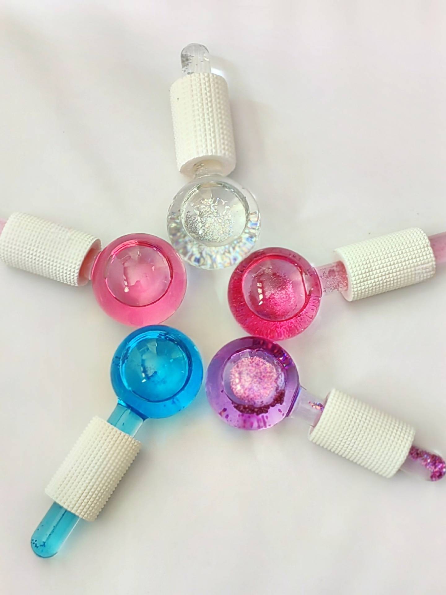Germany and Japanese import technology ice wave beauty ball Korean ice muscle energy massage ball mask auxiliary tool eyes