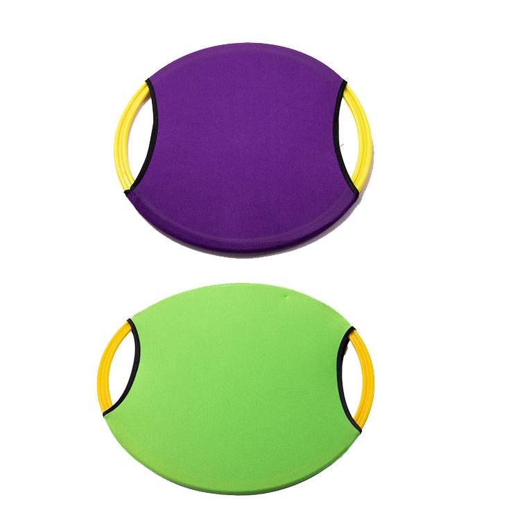 Purple -green 2 shots of 2 big balls (collecting 4 cotton balls)