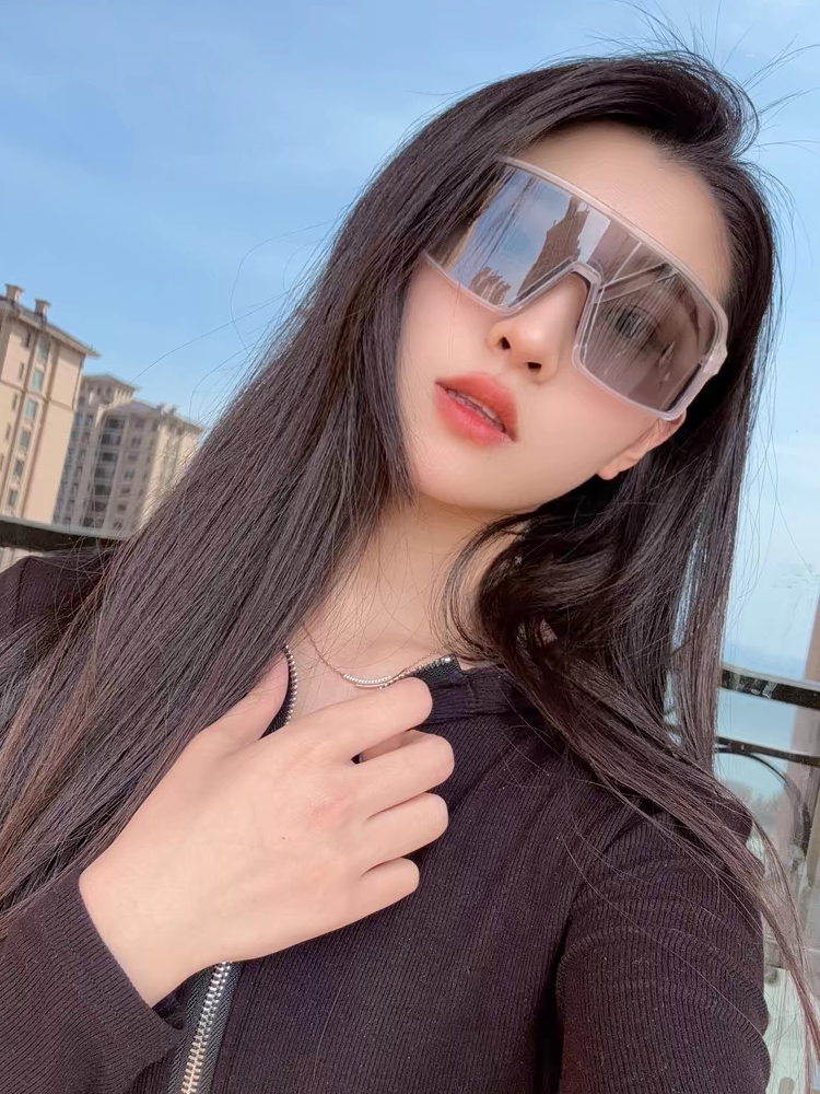 Outdoor cycling Sports transparent color -changing large box conjoined eye mirror day and night bicycle dust polarized glasses