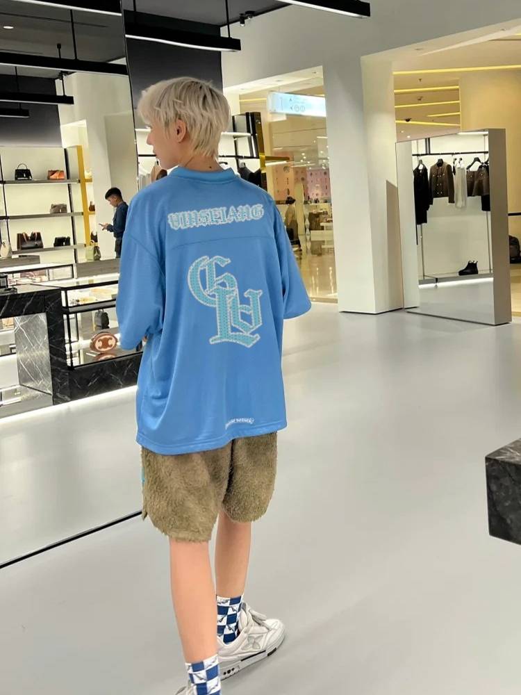Vinseiang Crooffeng Sanskrit Sports Ice Hockey Clothing Set V -neck Loose Short -sleeved T -shirt Men's Short