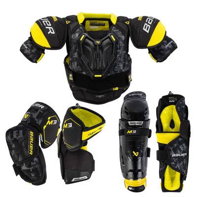 Three -piece set of adolescent S code protective gear