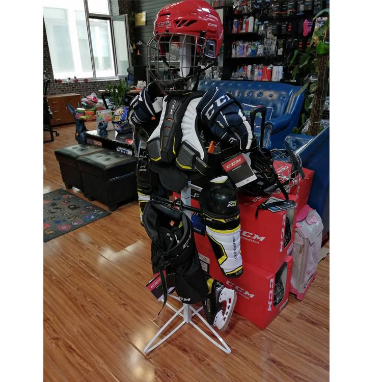 The new ice hockey protective ice hockey shelf can put helmets gloves, protective shellers, dry racks, dry shelves are not occupied