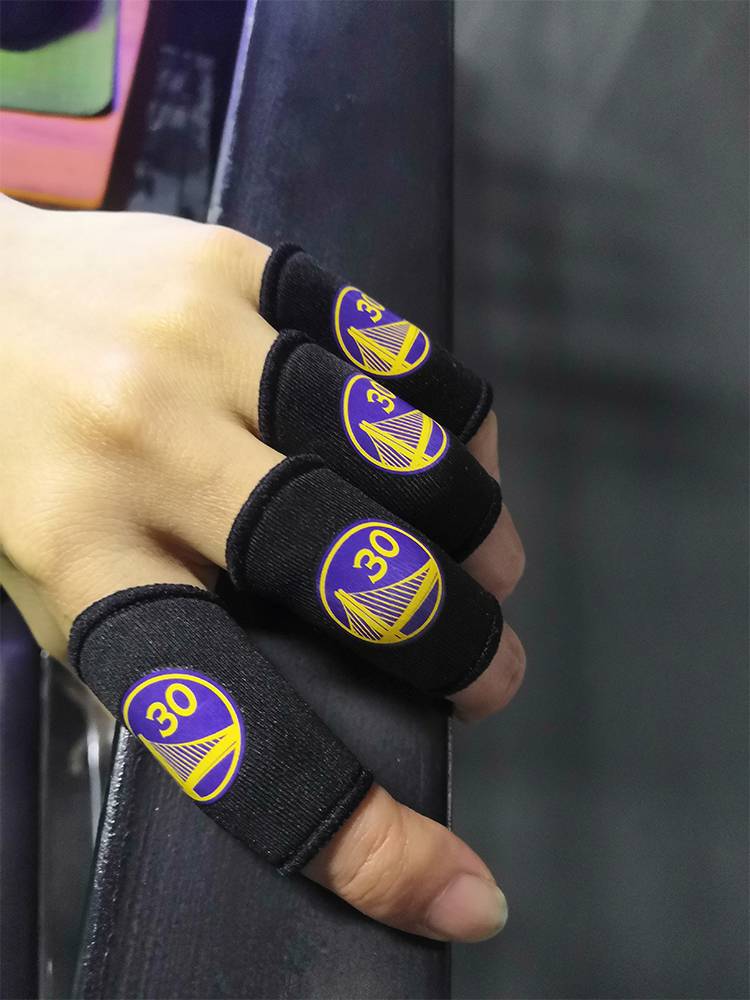 Professional playing basketball fitness and guarding finger joint injury protective library Mai McGrady children's adult little thumb protective cover